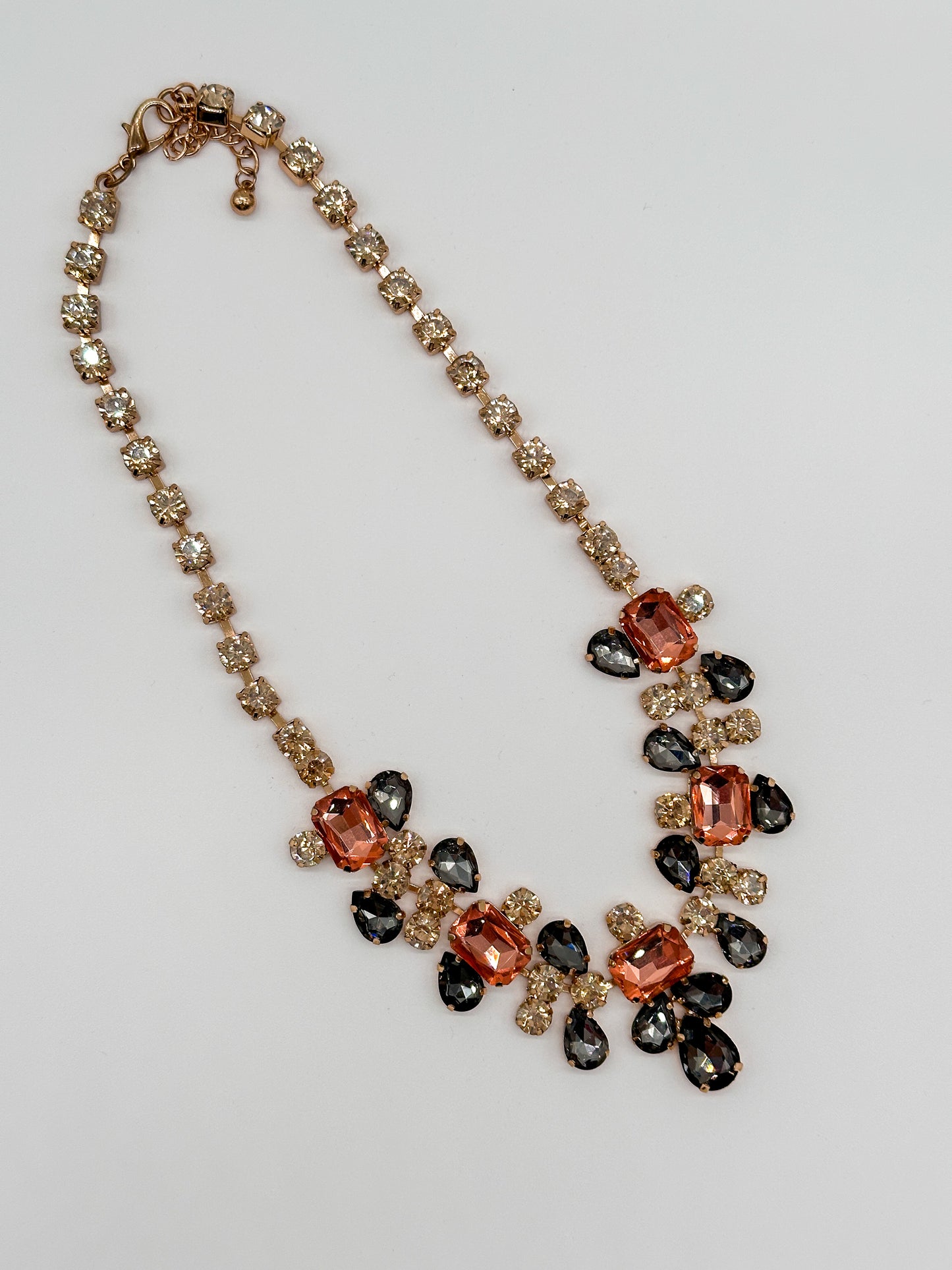 Collana Honeybee