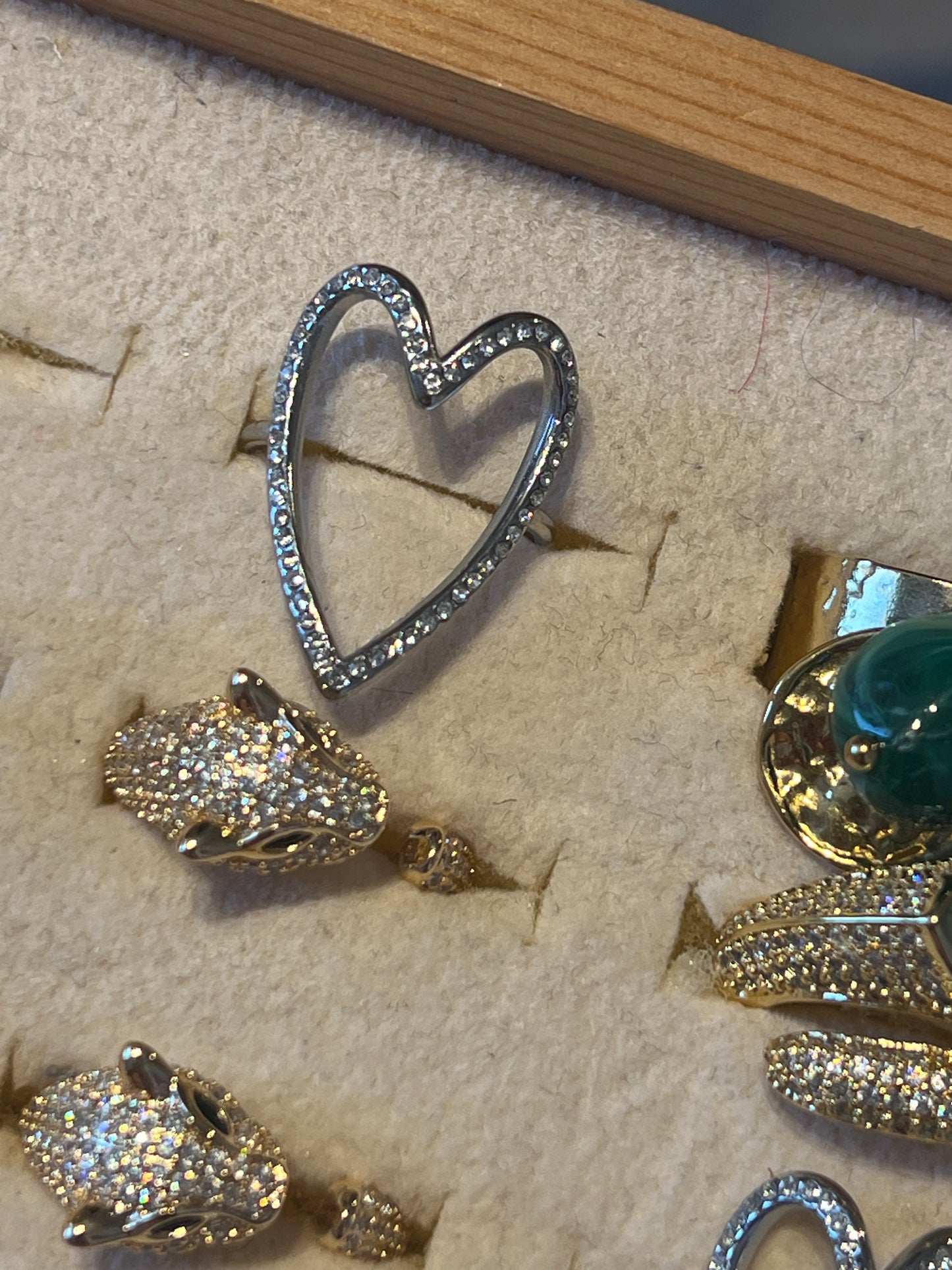 Anello Moni