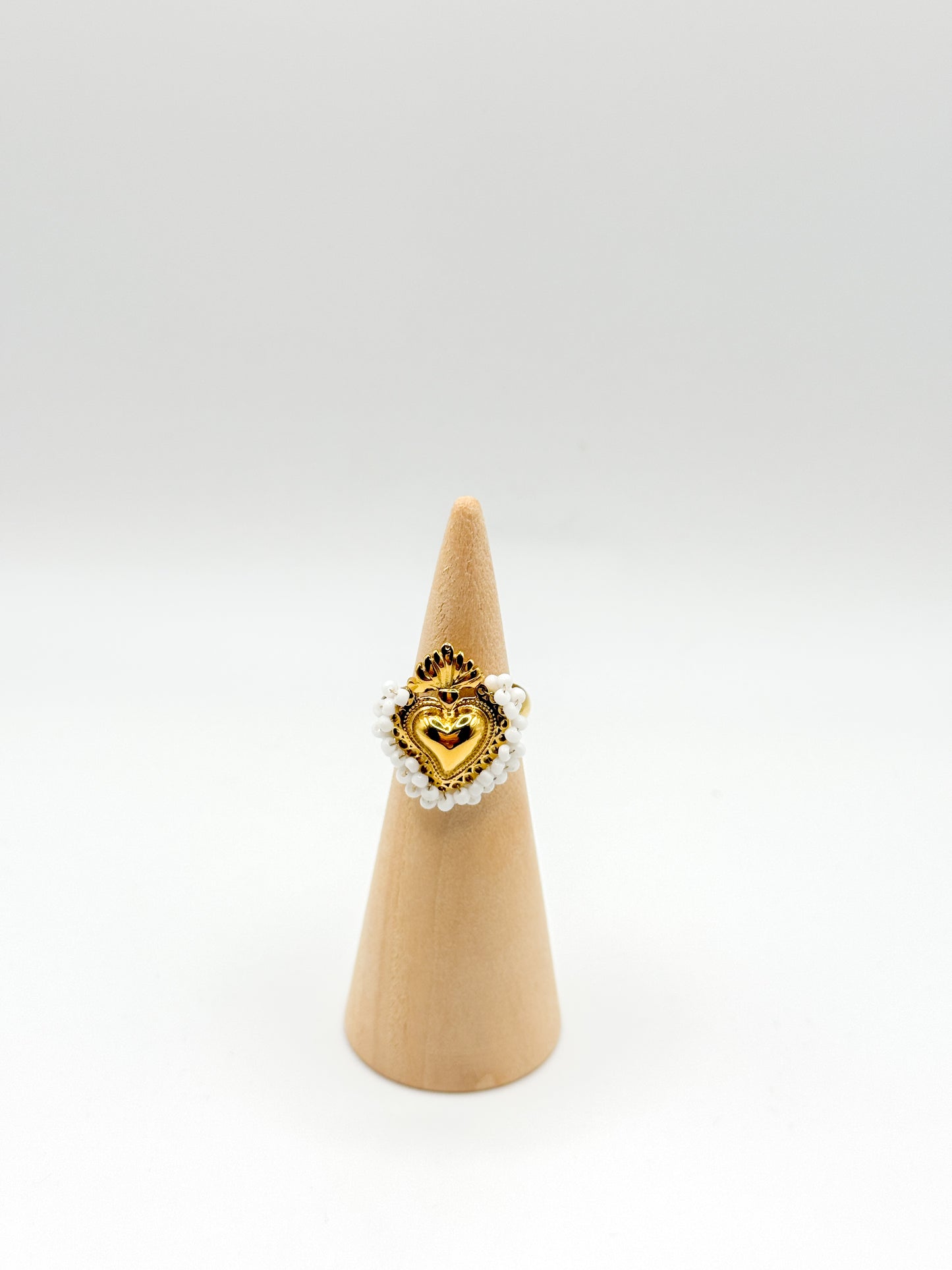 ANELLO CUORE SACRO PERLINE