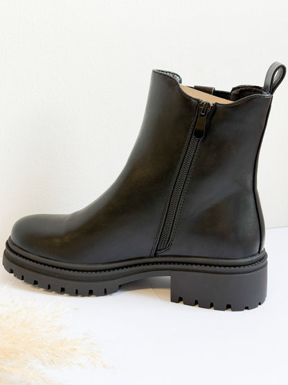STIVALETTO NERO preordina