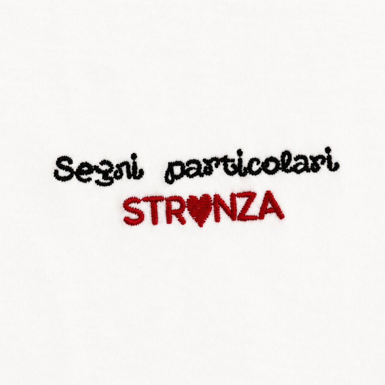 T-SHIRT segni particolari